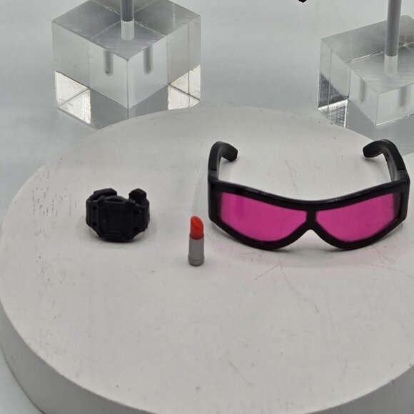 Bratz Babyz & 2001 Funk Out Sasha Purse Set With Accessories - Picture 2 of 7